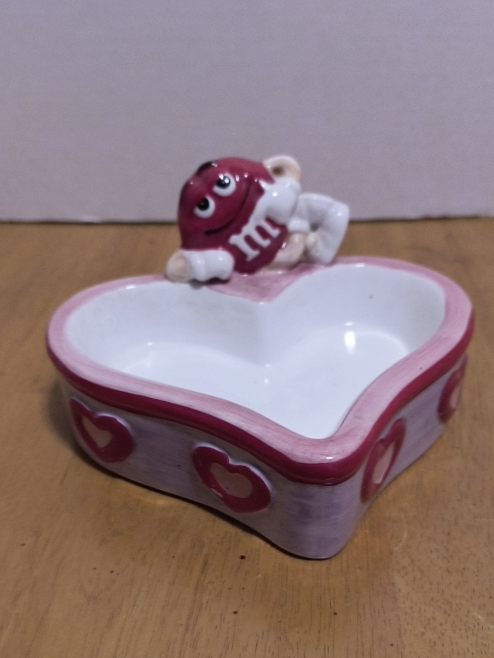 Red M&M Heart-Shaped Trinket Dish B6